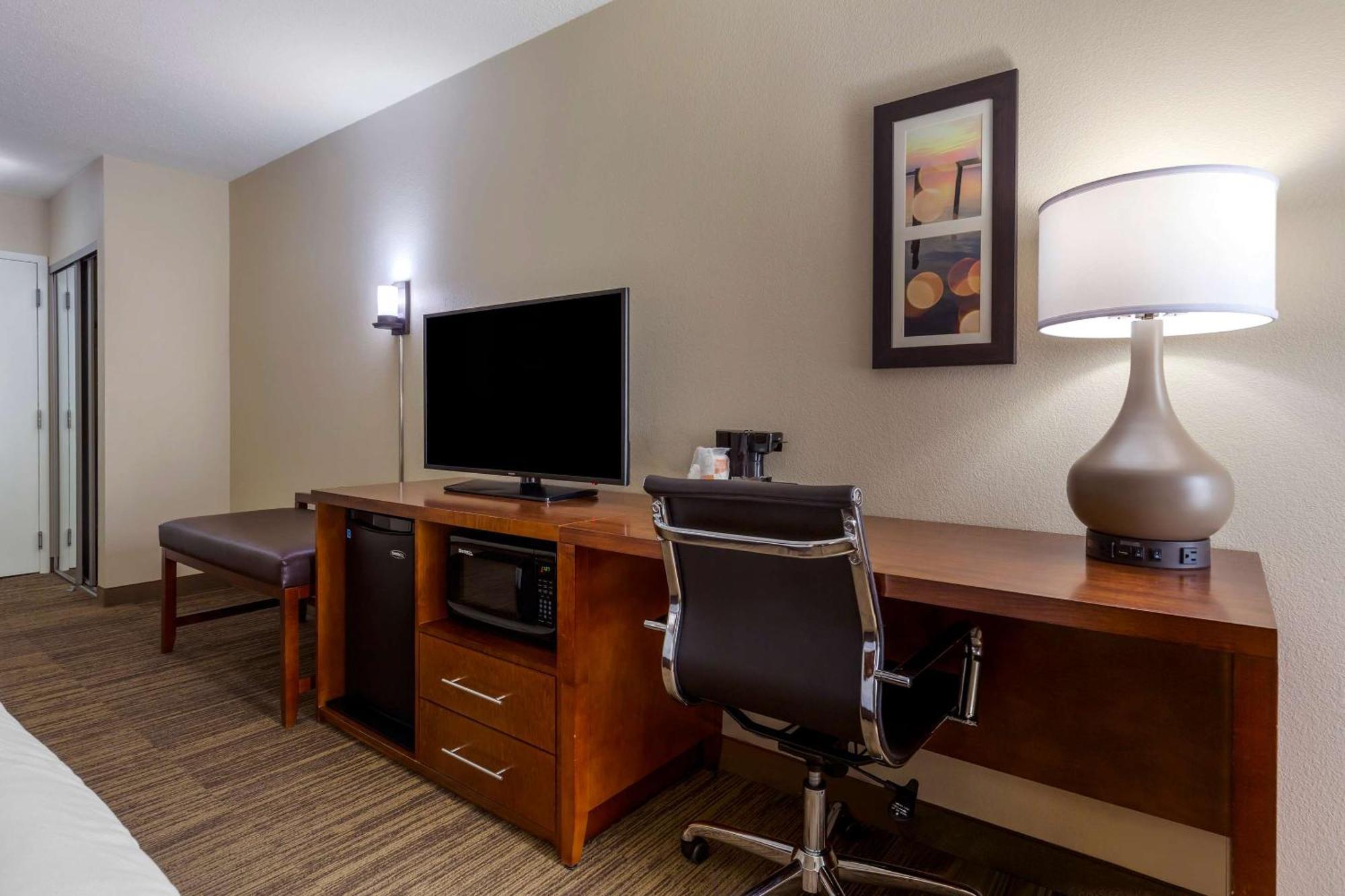 Comfort Inn University Durham - Chapel Hill Ngoại thất bức ảnh