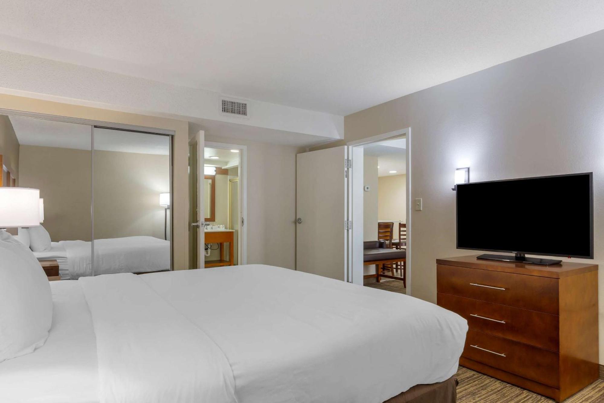 Comfort Inn University Durham - Chapel Hill Ngoại thất bức ảnh