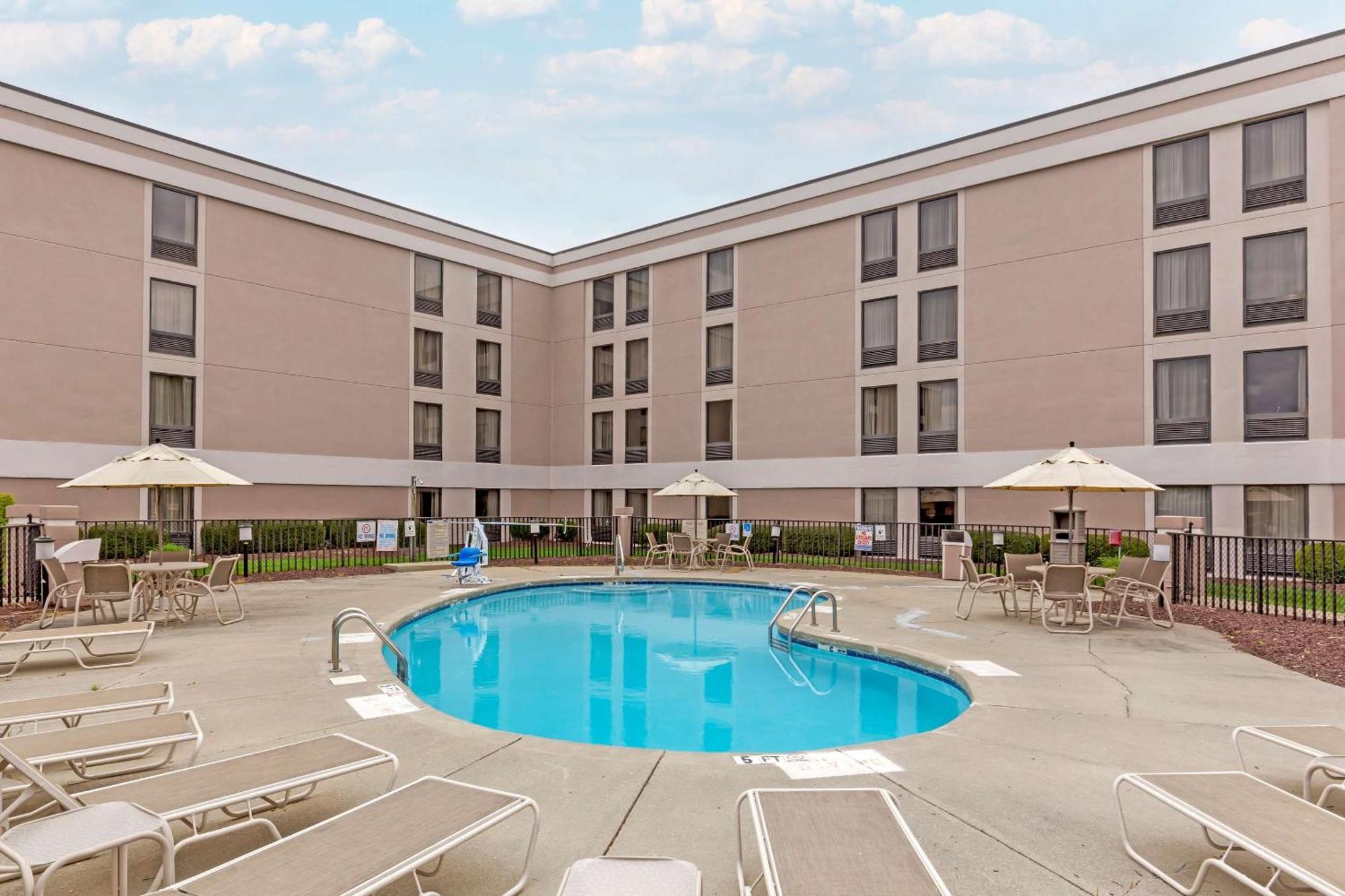 Comfort Inn University Durham - Chapel Hill Ngoại thất bức ảnh